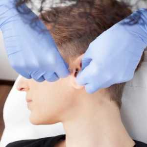 Un nodulo duro dietro l`orecchio: possibili cause