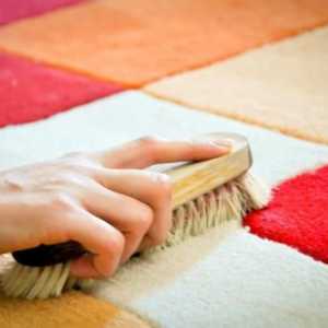 Come pulire un tappeto senza un pulitore a vapore