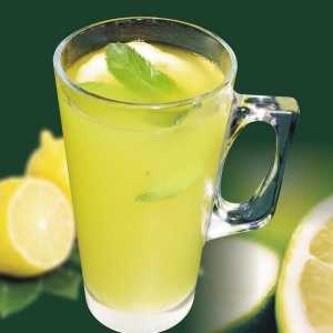 Come rendere limonata fatta in casa - ricetta facile con i limoni