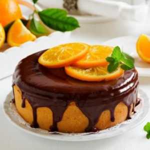 Come rendere la torta arancione nel forno a microonde